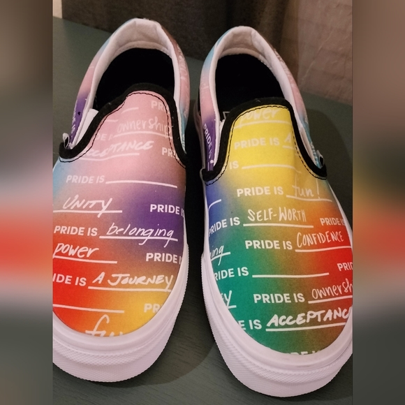 Vans Pride Slip On Mens size 3.5, Womens Size 5. NWOB Brand new - Picture 6 of 8